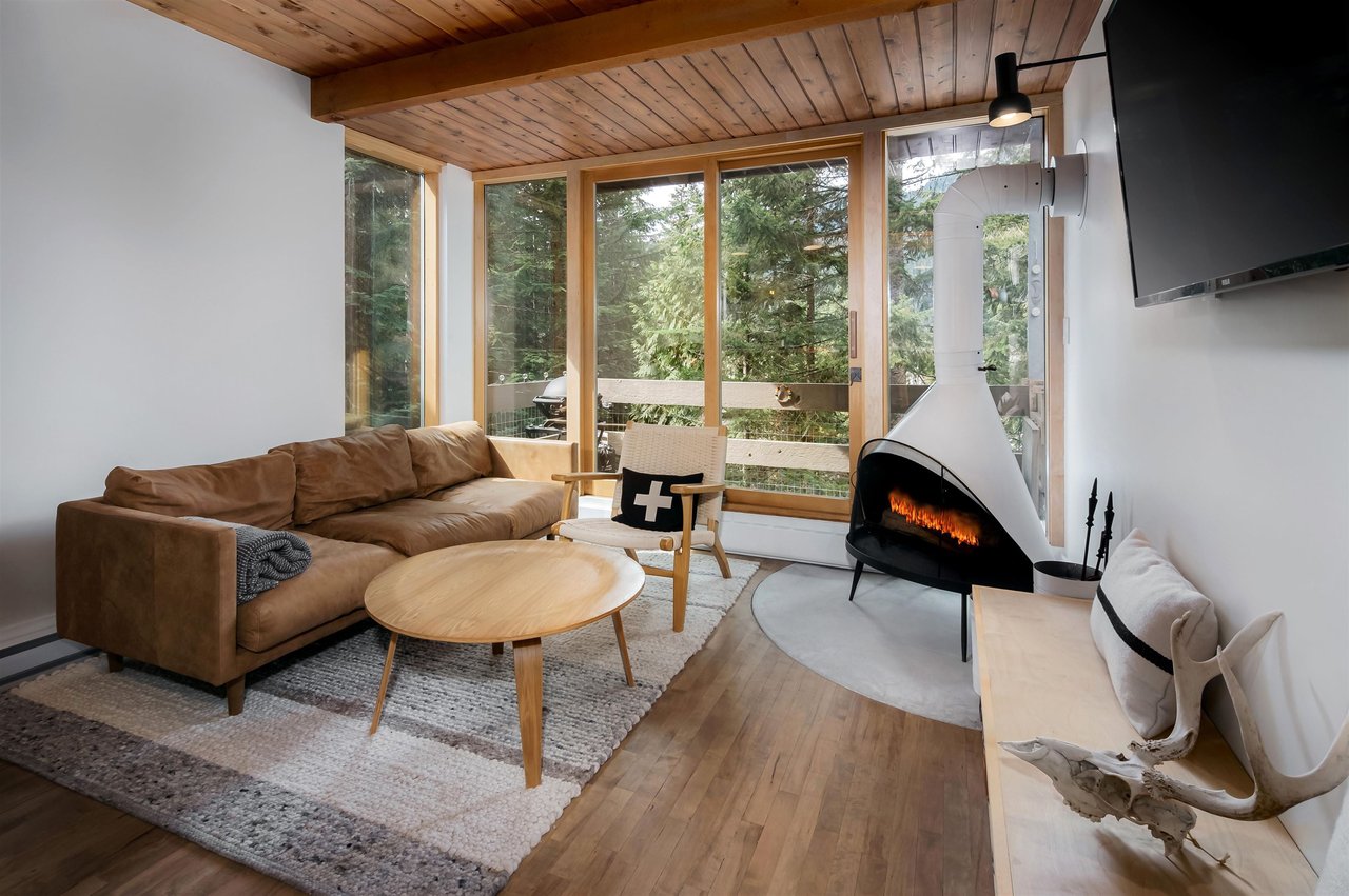 21-2301 Whistler Rd