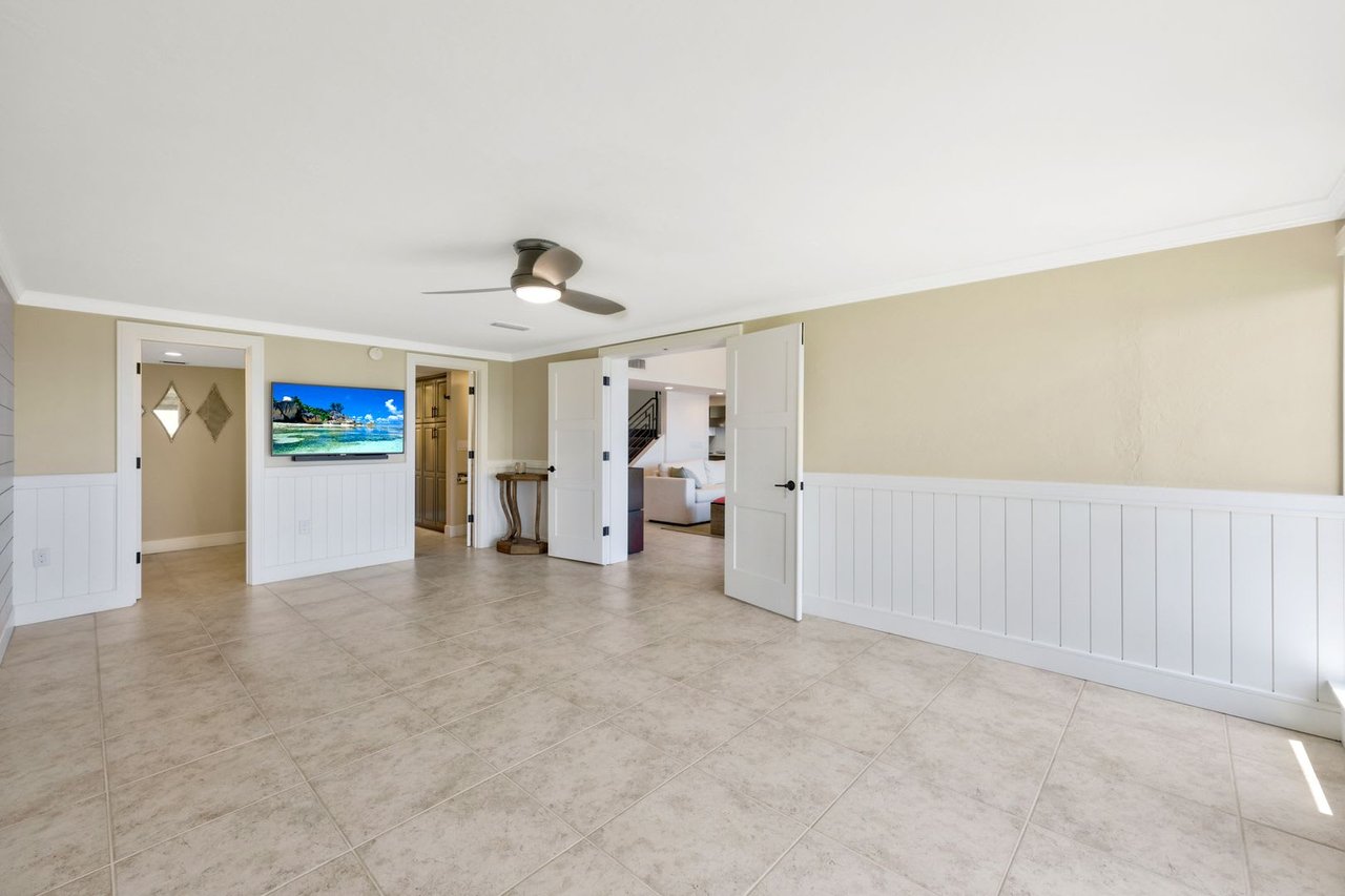 5018 Harbortown Lane