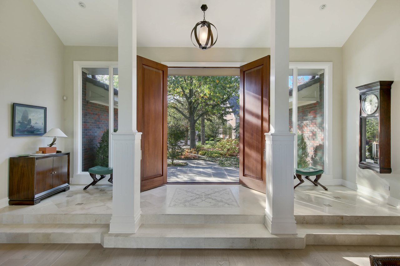 This Spectacular Home Exudes An Upscale Lifestyle With Modern Clean Lines