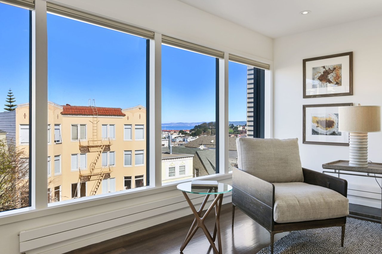 Renovated Three Bedroom Cow Hollow Condo