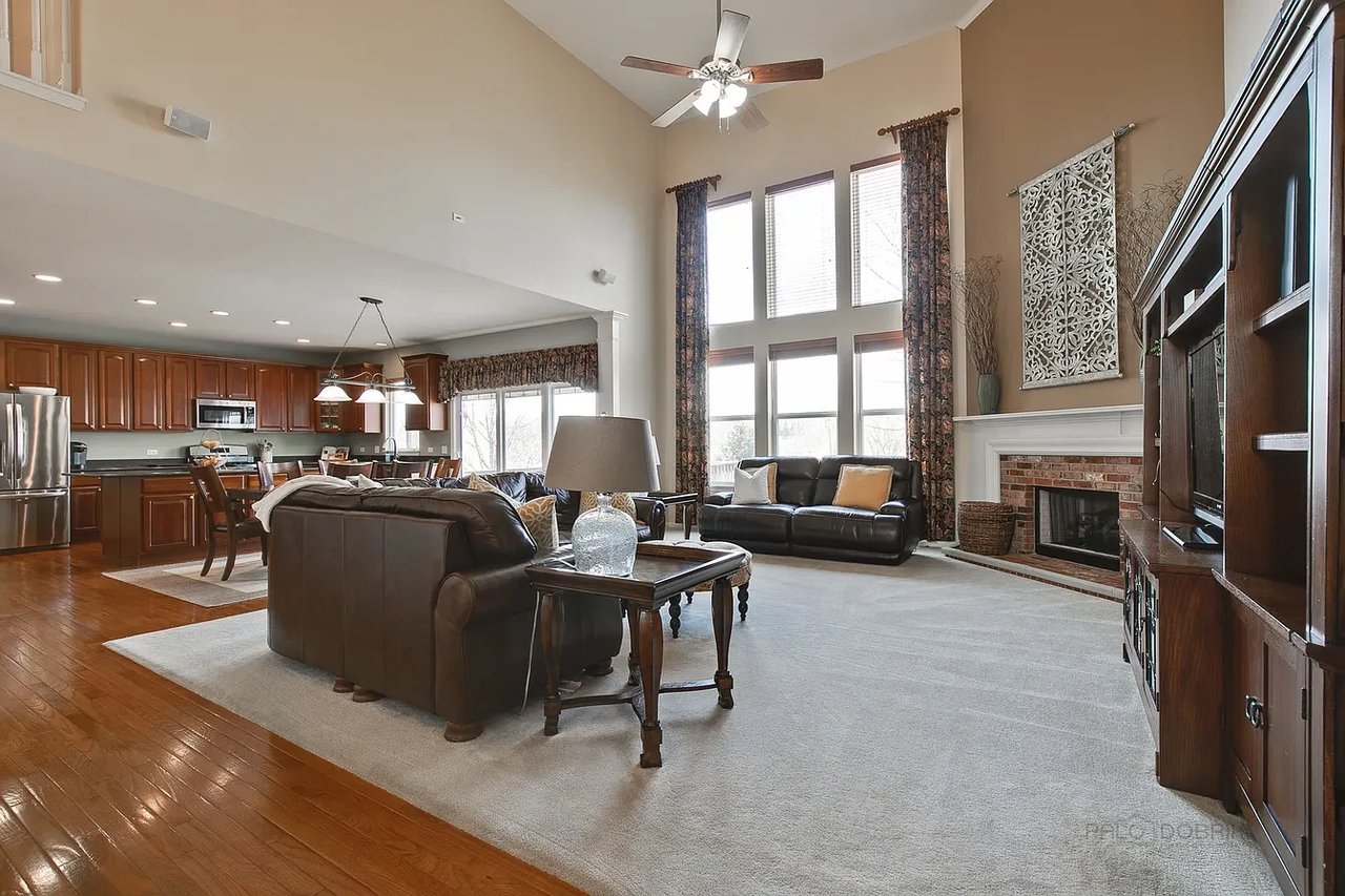 712 Porter Cir