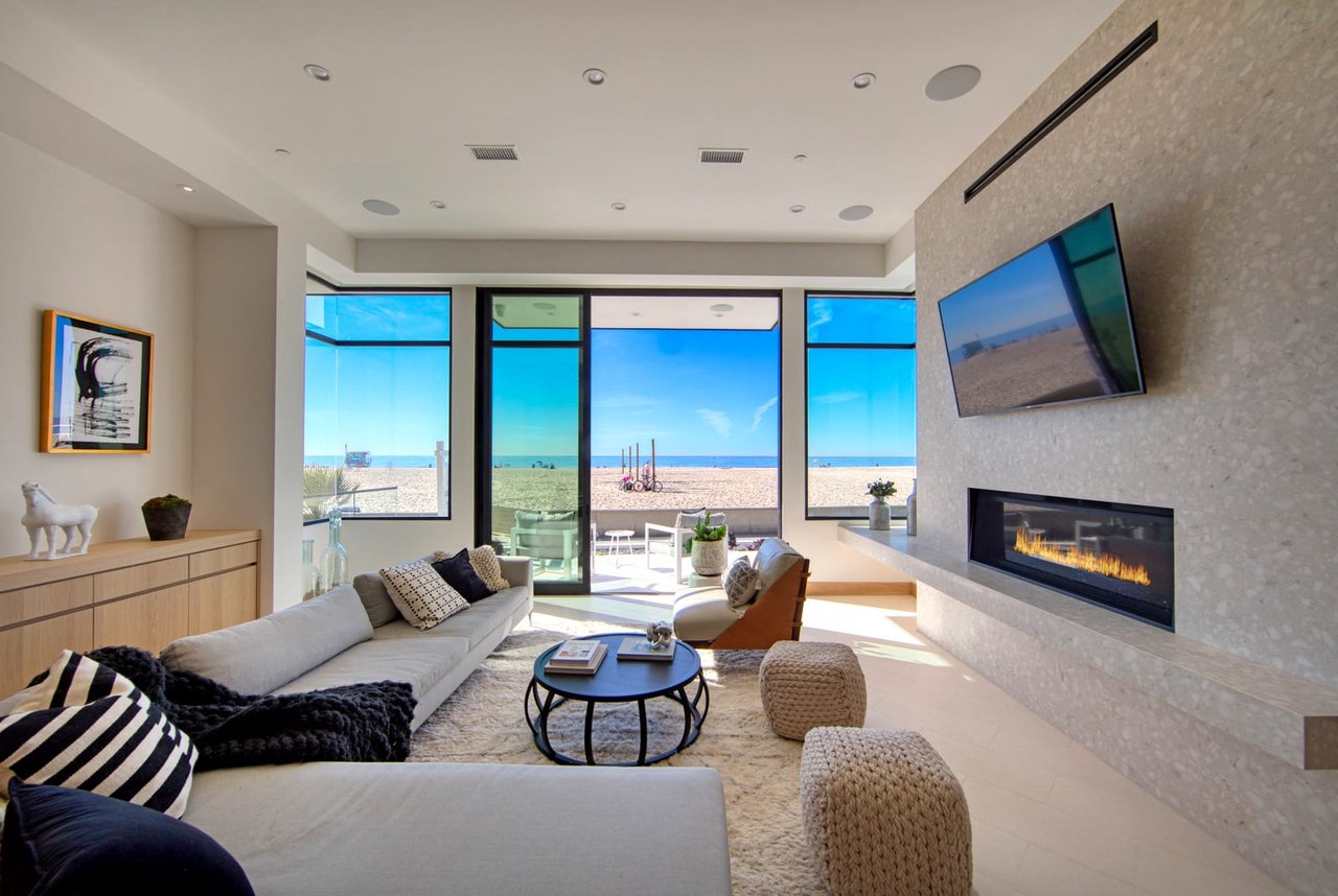 230 The Strand