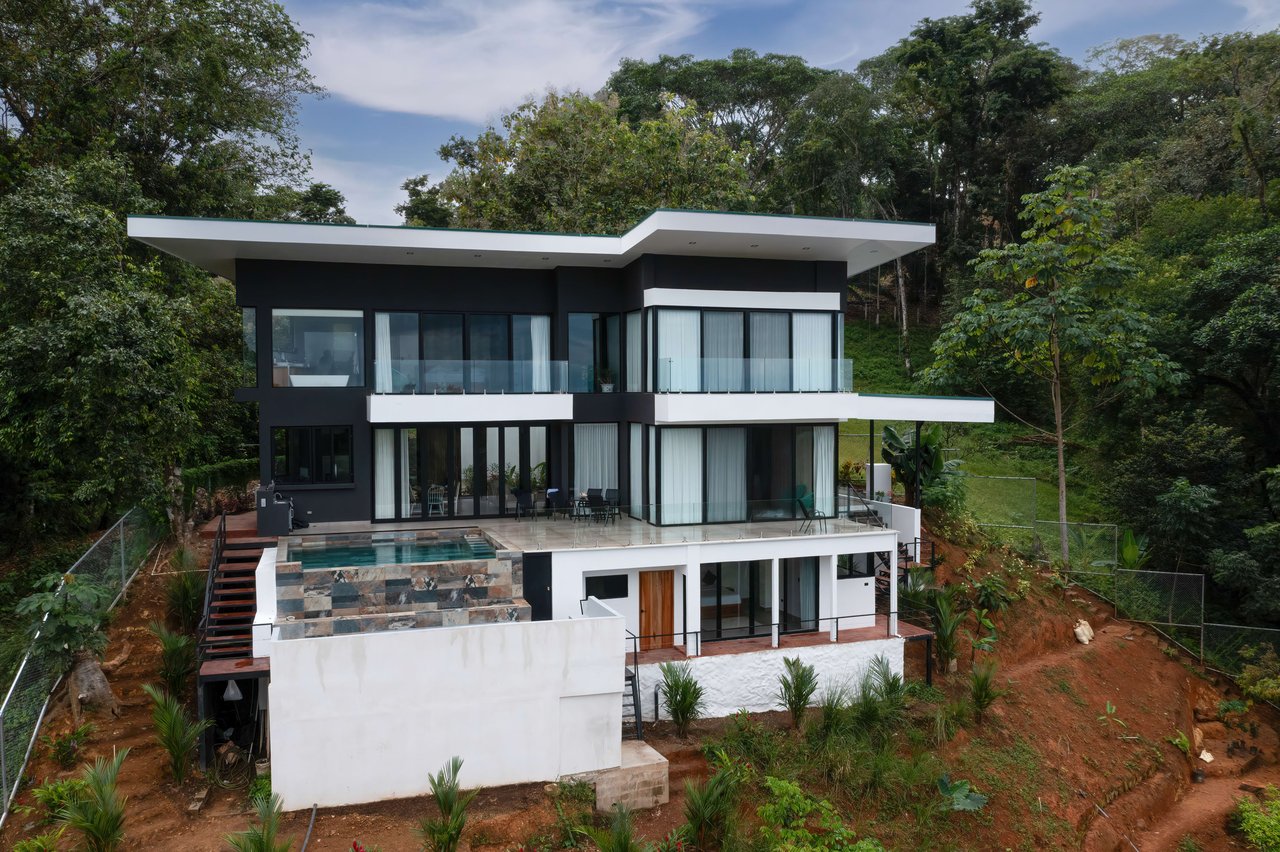 Luxury Property with Stunning Ocean Views in Uvita, Costa Rica. A Great Investment!
