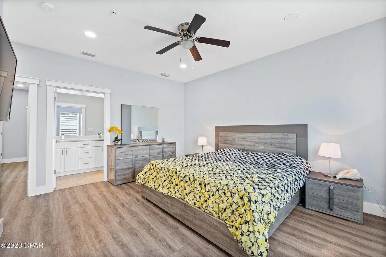2226 Joan Avenue Unit 5