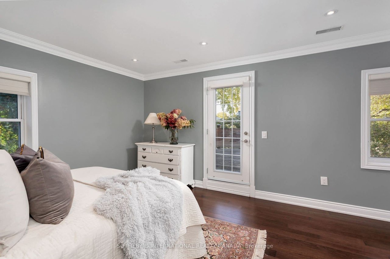 348 Prince Edward Drive N