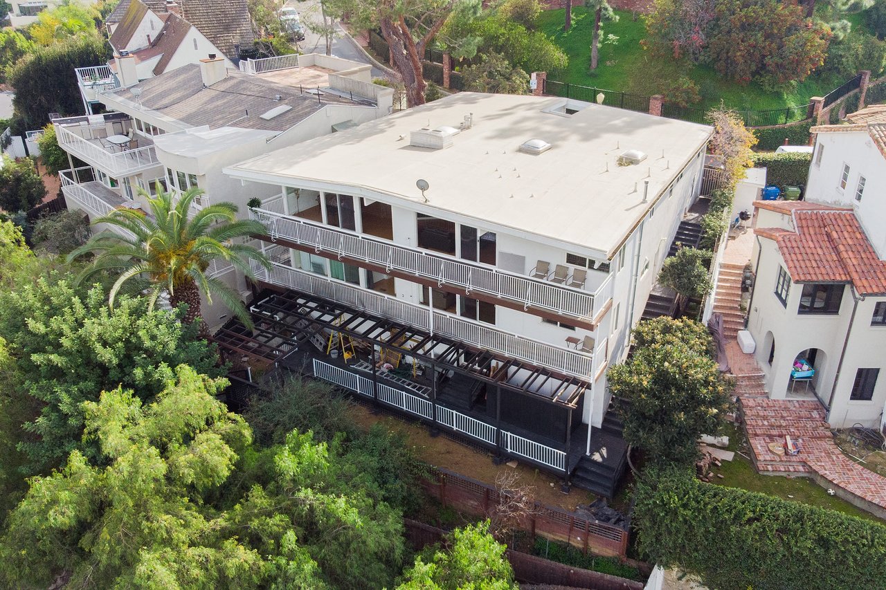 Mid Century with Potential in Lovely Lake Hollywood