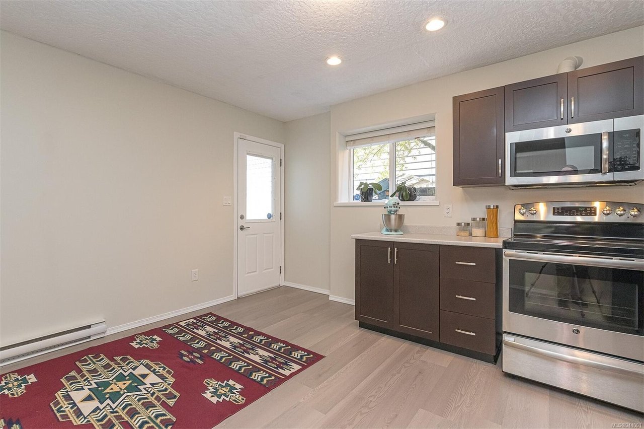 577 Kingsview Ridge