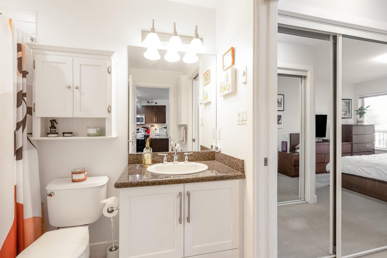 403-2468 Atkins Ave