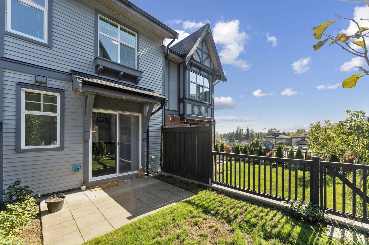 99-3552 Victoria Dr