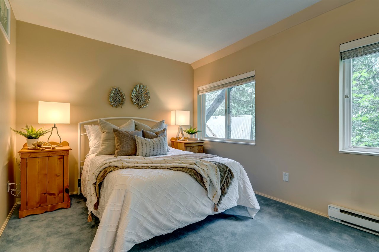8720 Idylwood Pl