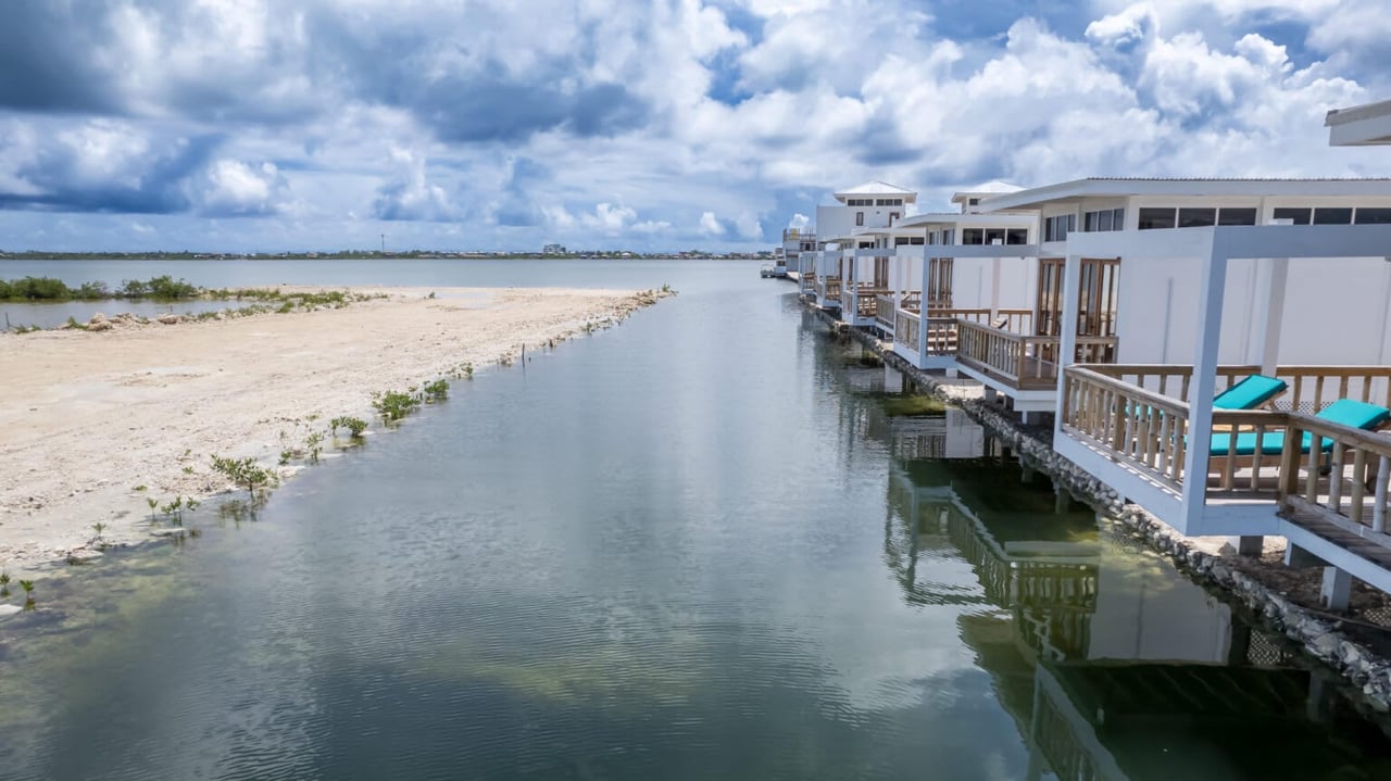 Aruna boutique waterfront ecofriendly waterfront community, Belize