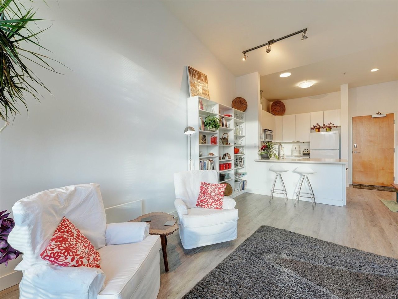 407-797 Tyee Rd