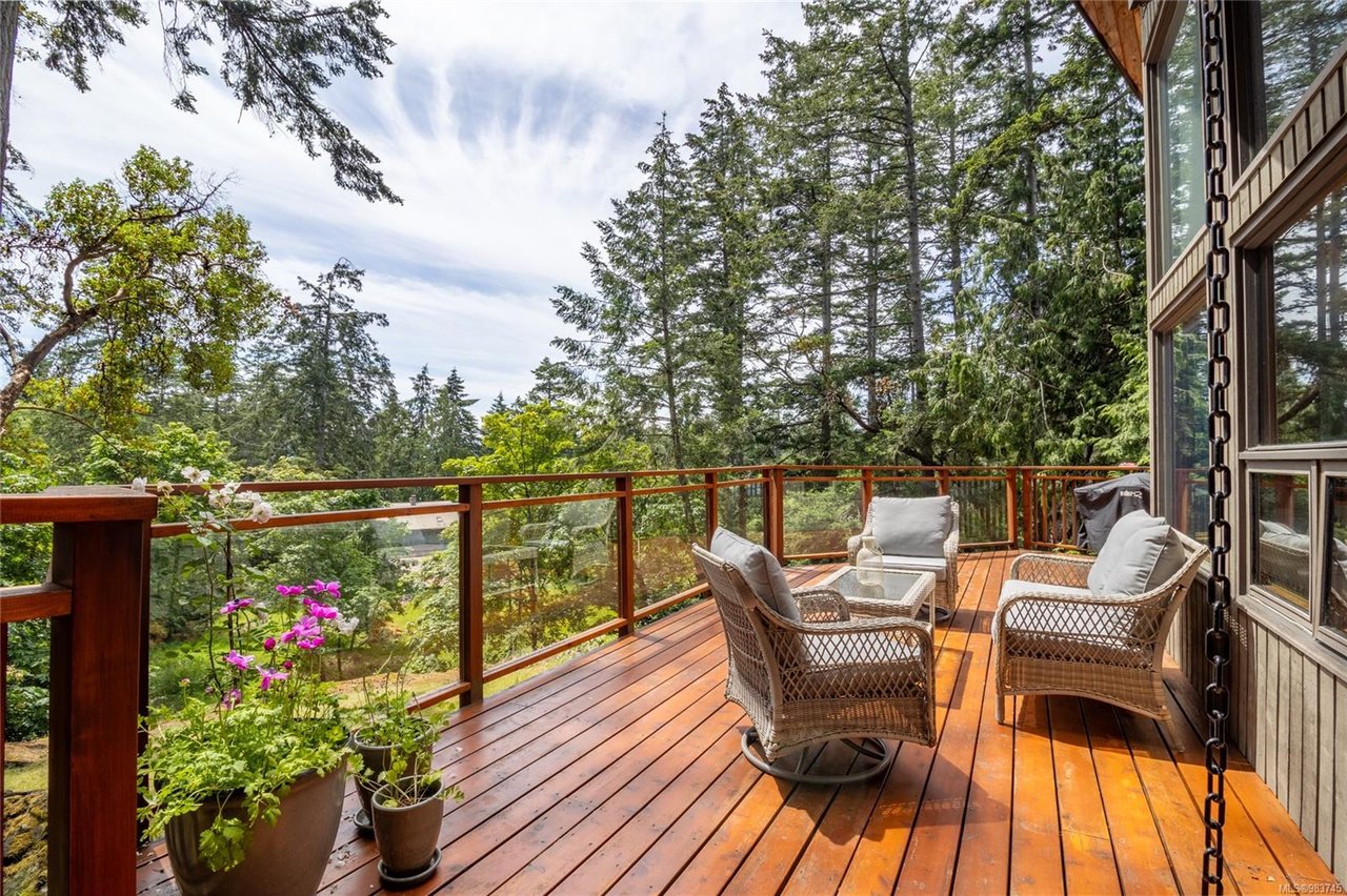 2637 Shoal Rd, Pender Island