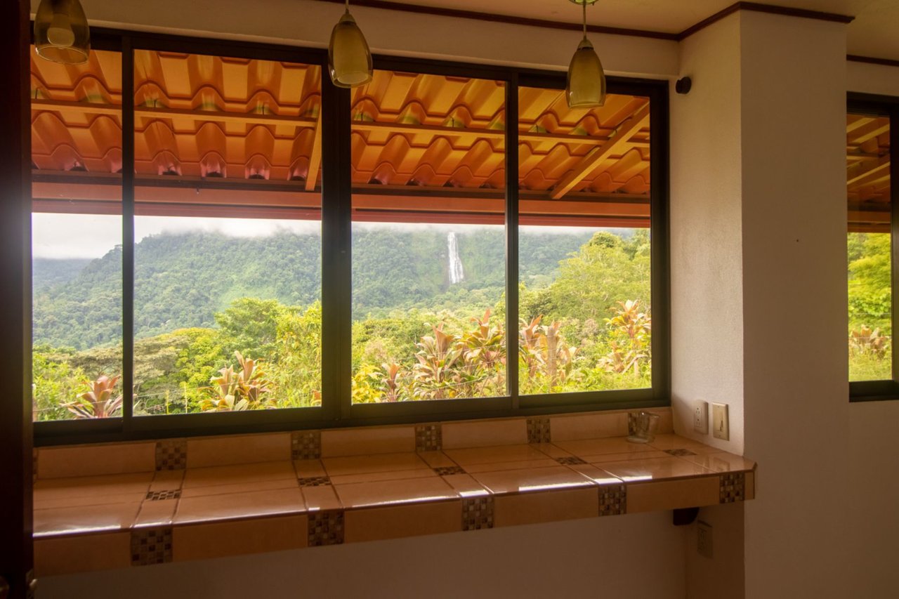 Waterfall View Residence, Perez Zeledon, San Jose