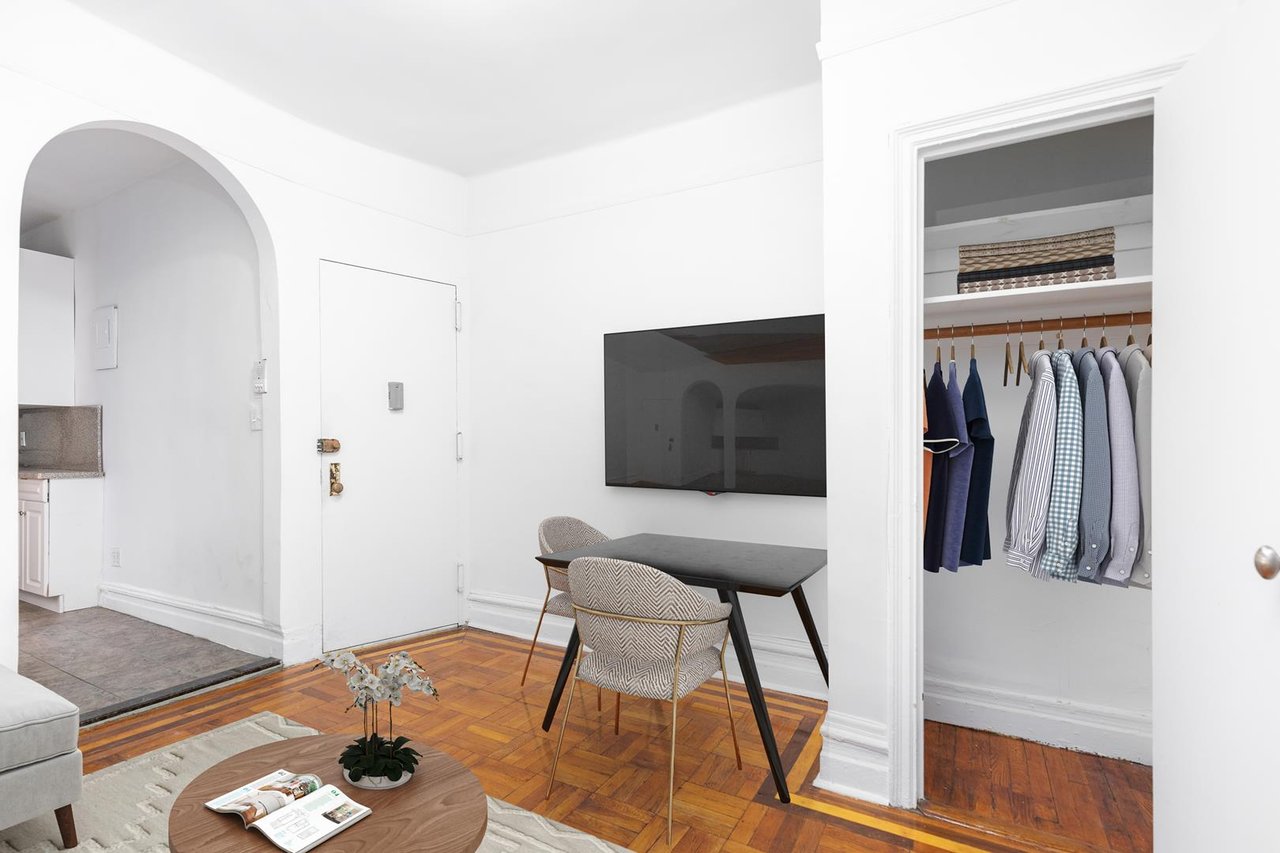 15 West 64th Street, Apt 6-B