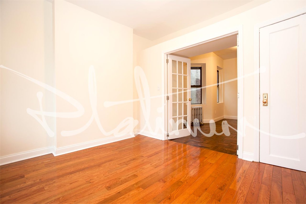 715 East 5th Street, Apt 3-B