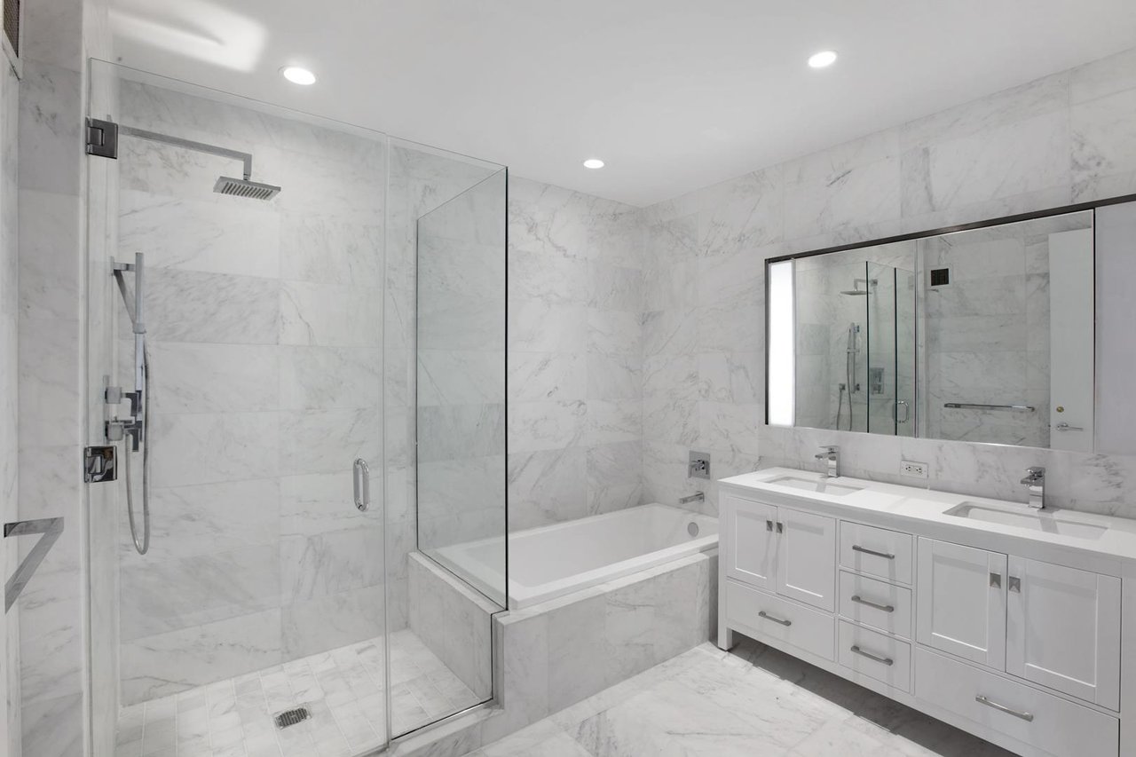 75 Wall Street, Apt 19-M