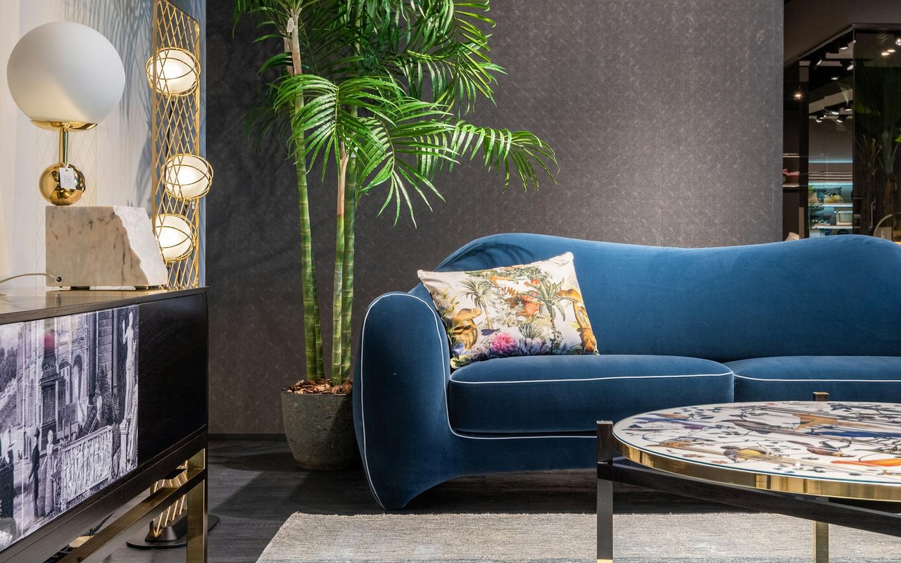 Volunteers Give Jenks Art Room a Face-Lift Before Opening Day