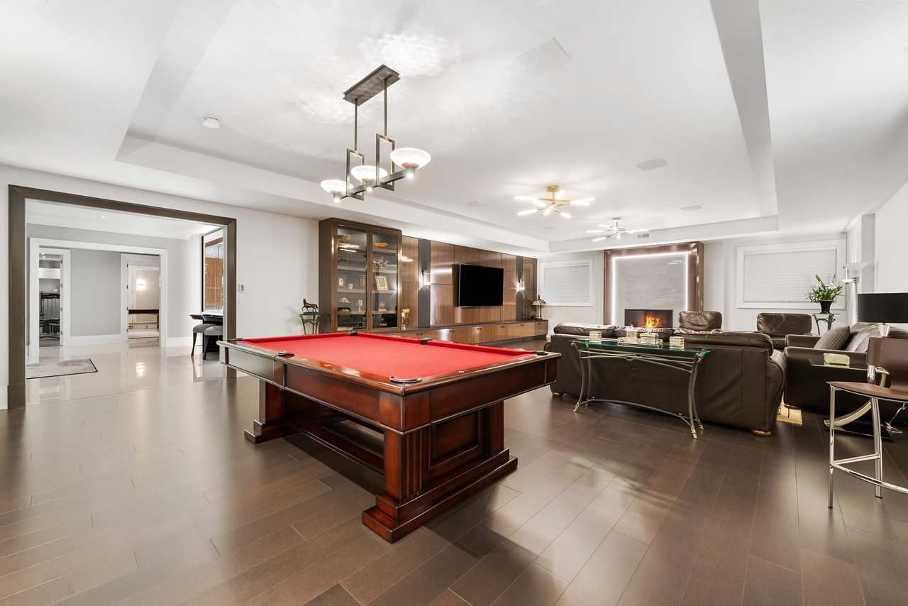 Epitomizes Luxury And Tranquility