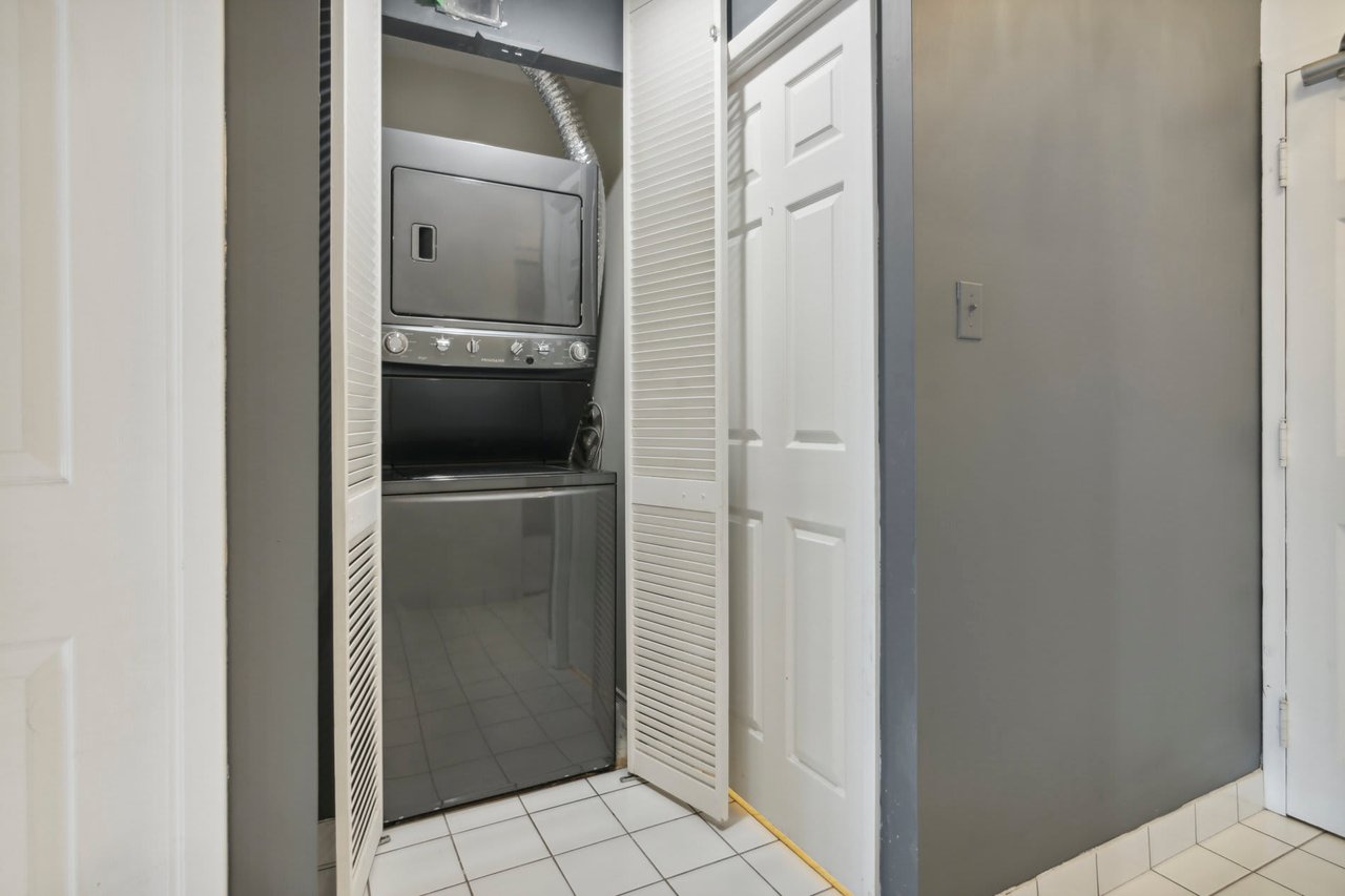 309 Major Mackenzie Drive East #217