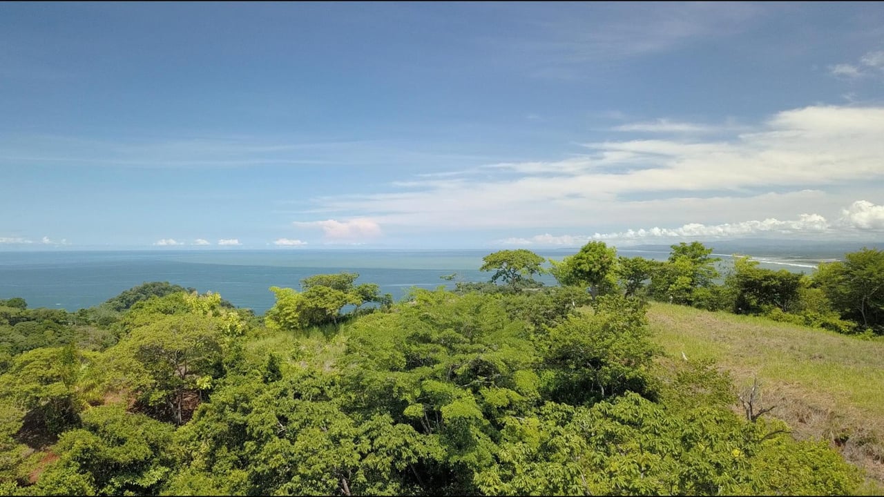 205 Acre Ranch W. Unsurpassed Ocean Views Right in Manuel Antonio!