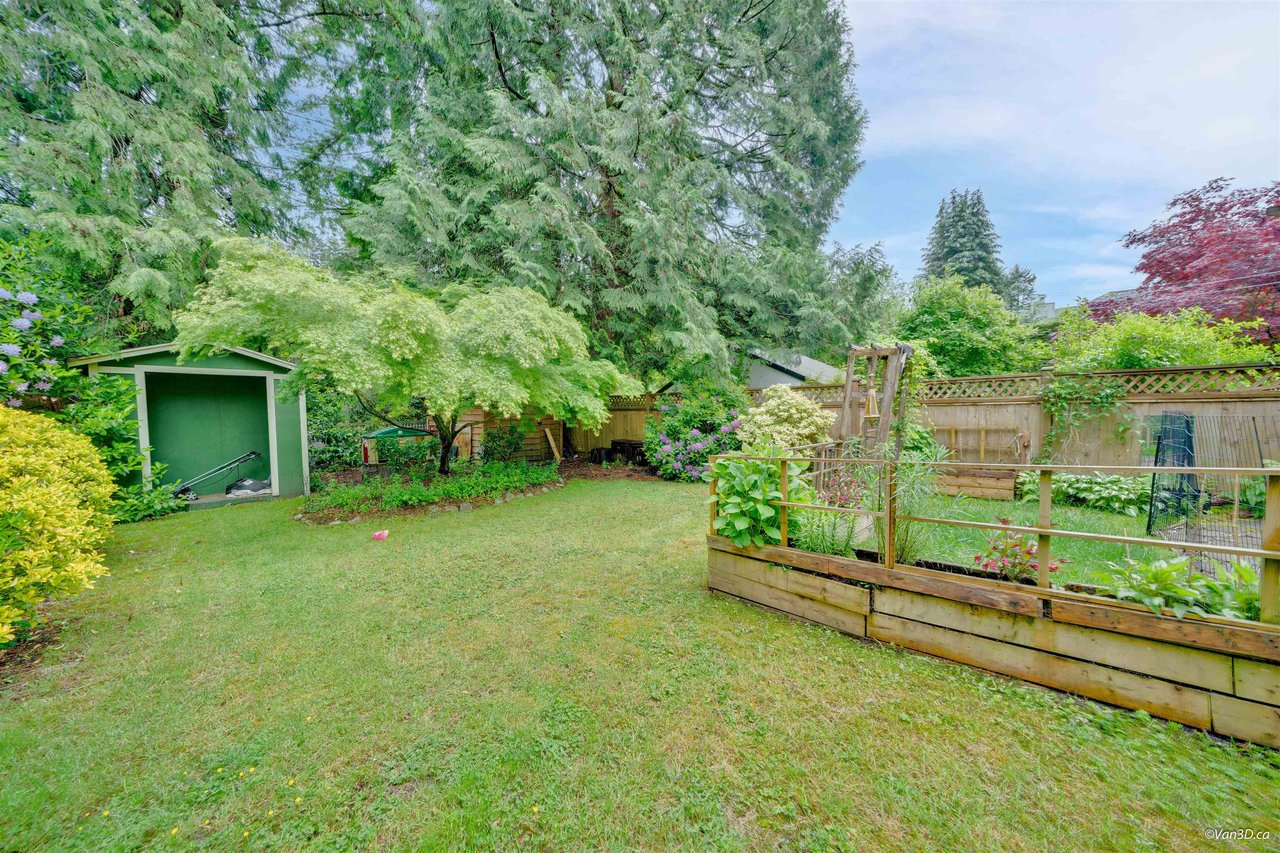 2052 W Keith Road, North Vancouver