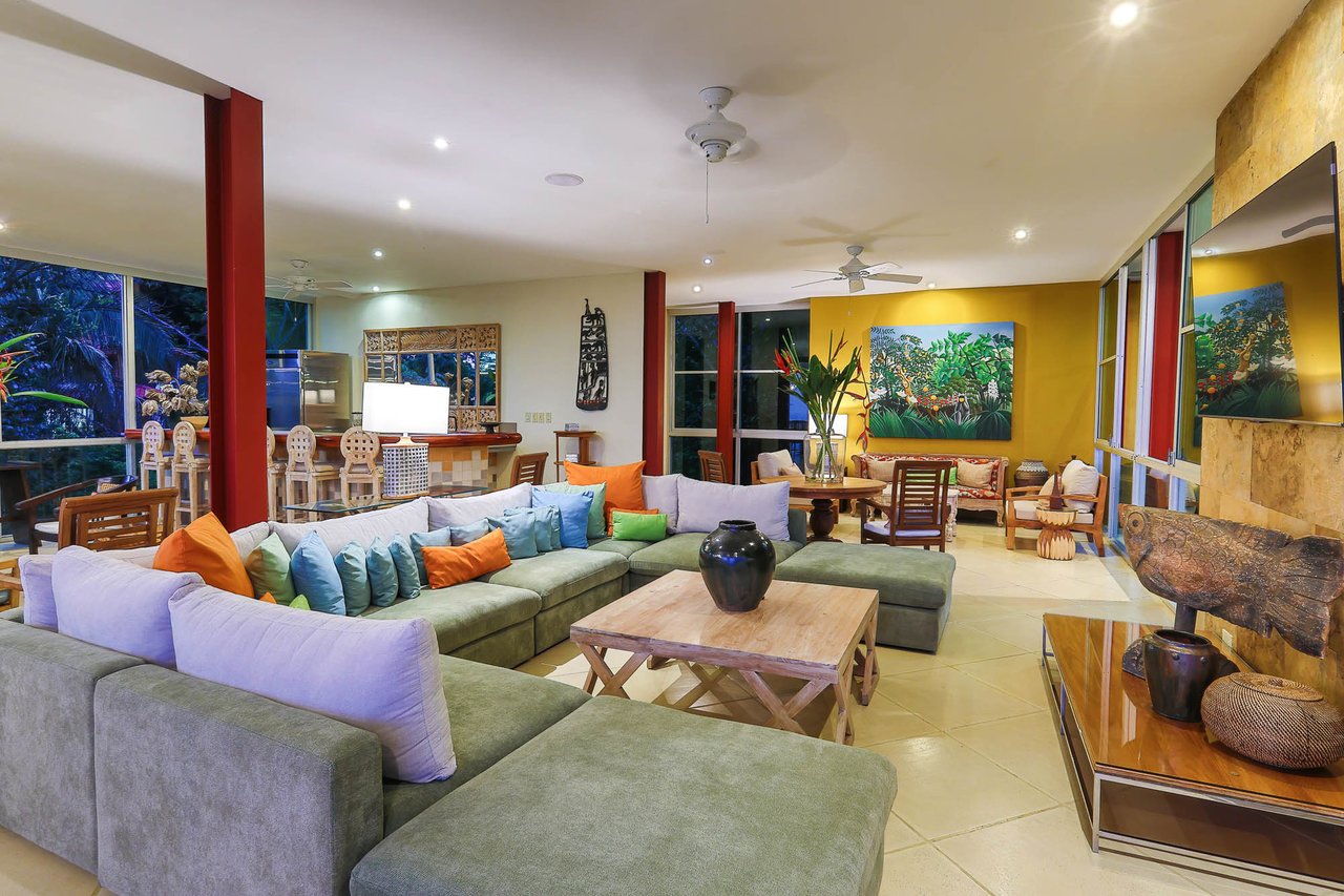 Luxury Mountain and Ocean View Villa, Manuel Antonio, Puntarenas