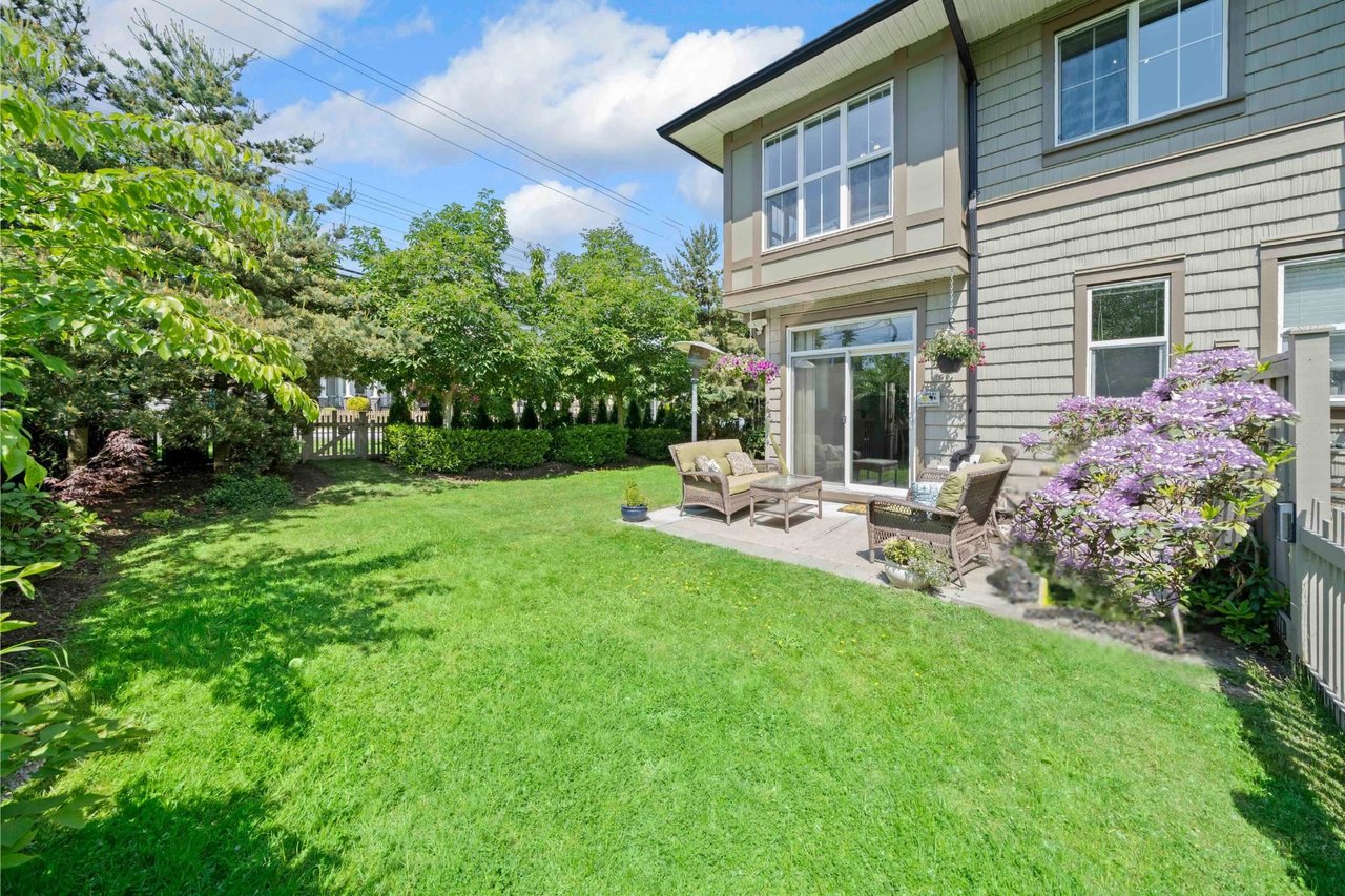 83-14838 61 Ave