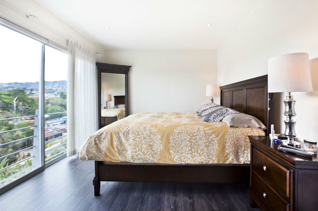 Remodeled Penthouse View Residence, Escazu, San Jose