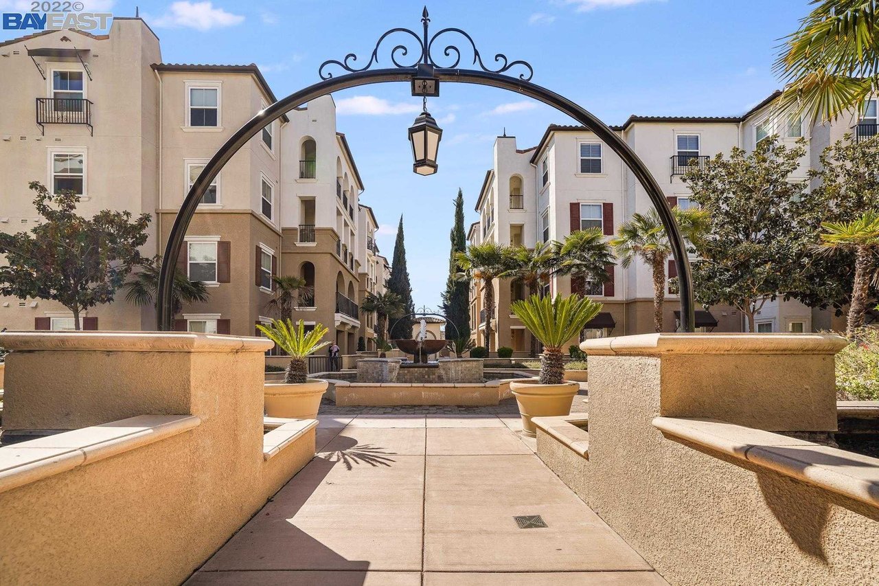 3420 Finnian Way Unit 120