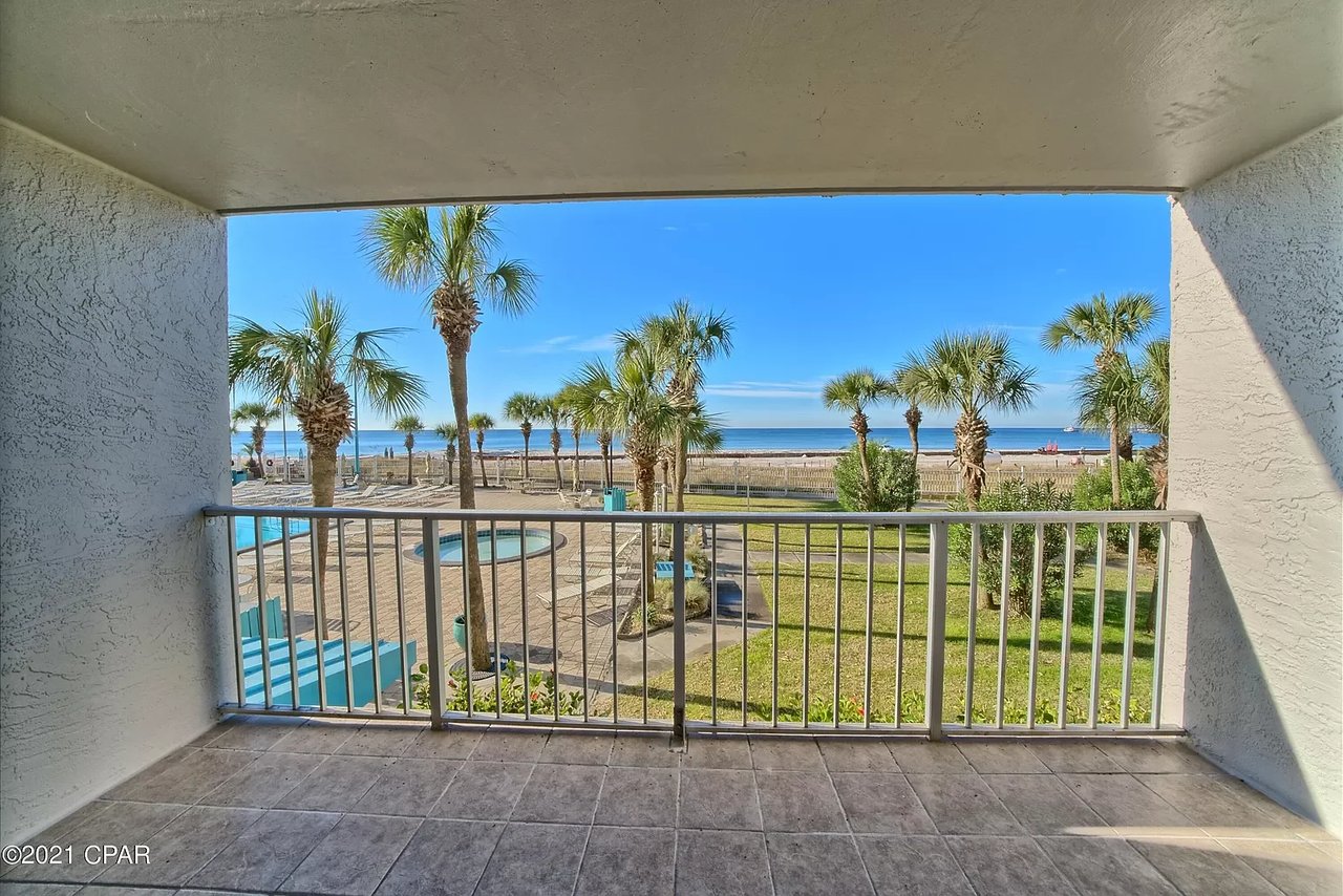 8743 Thomas Drive Unit 209