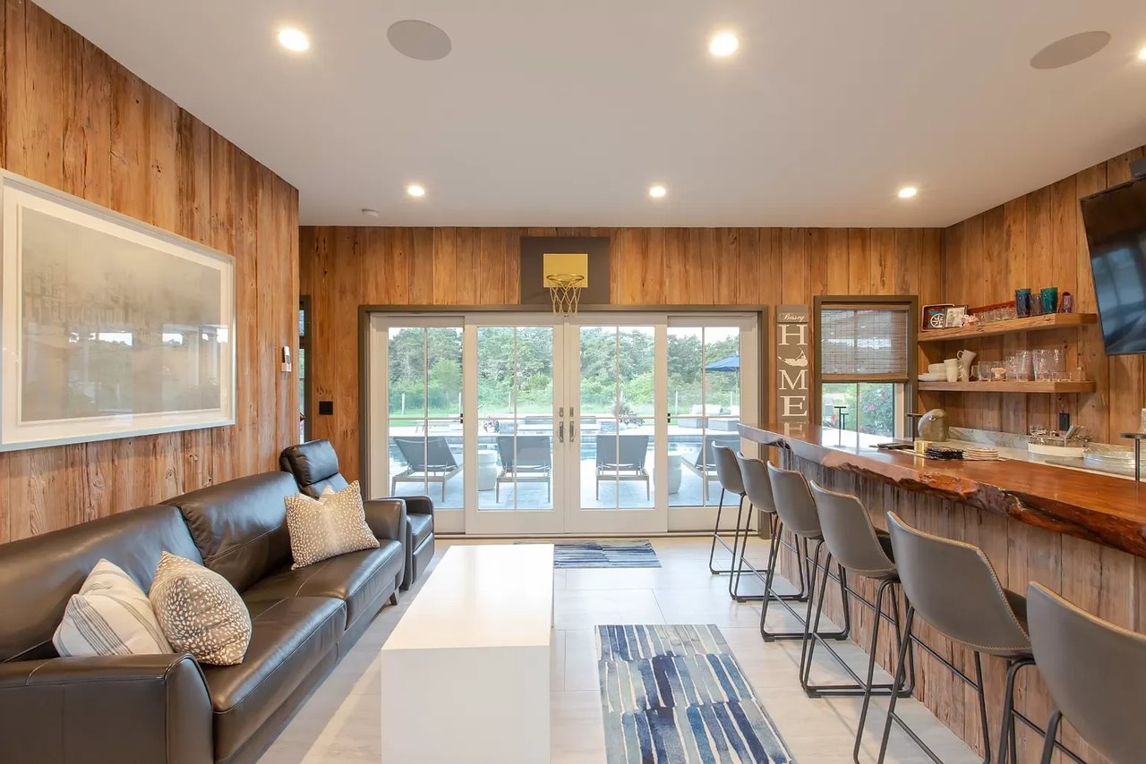 21 Ellens Way