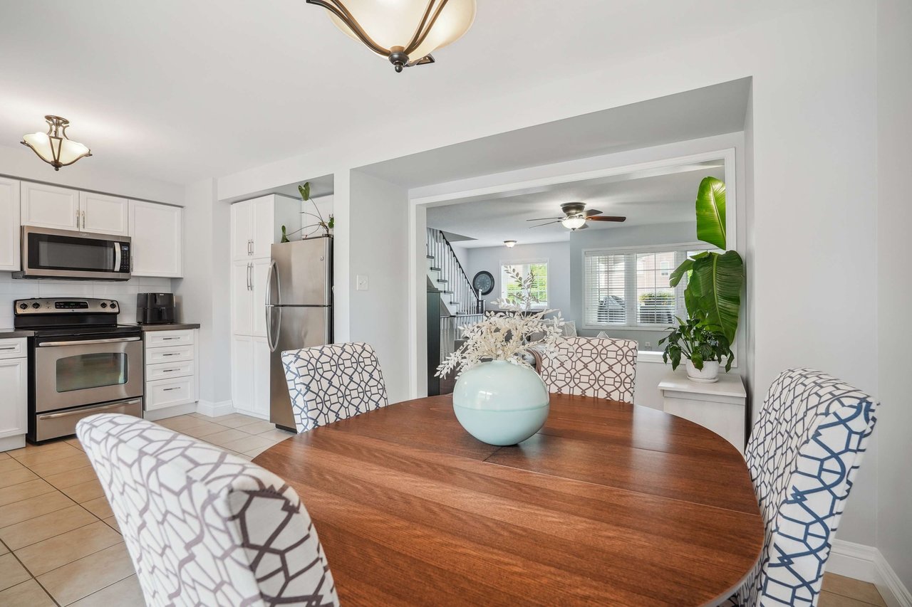 2-2360 Parkhaven Boulevard Unit: 2