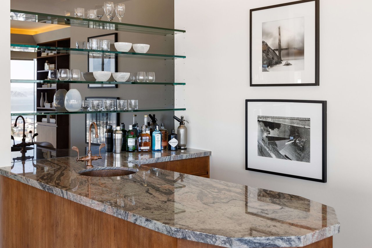 Showcase North Bay View Apartment