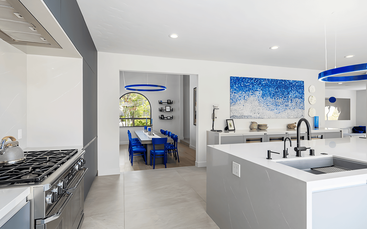 Masterful Mix of Spectacular Tailor-made Finishes!