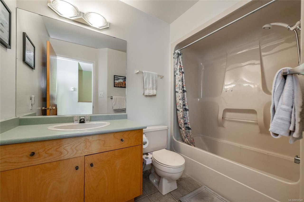 391 Burnside Rd