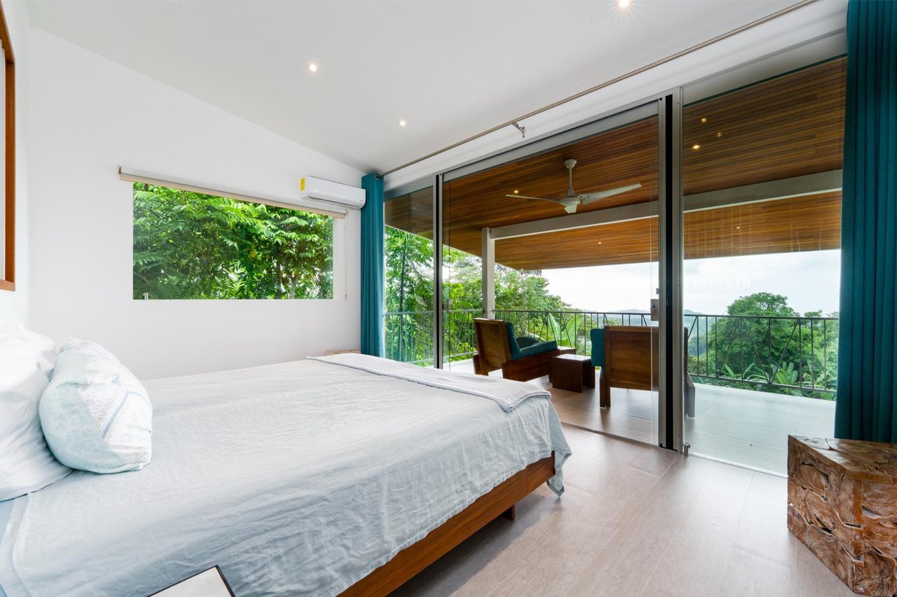 Private Infinity Pool Home, Ojochal, Puntarenas