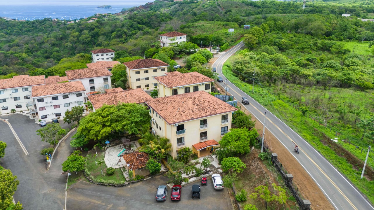 Condo Hermosa C3 | Mountain and Near the Coast Condominium For Sale in Playas del Coco