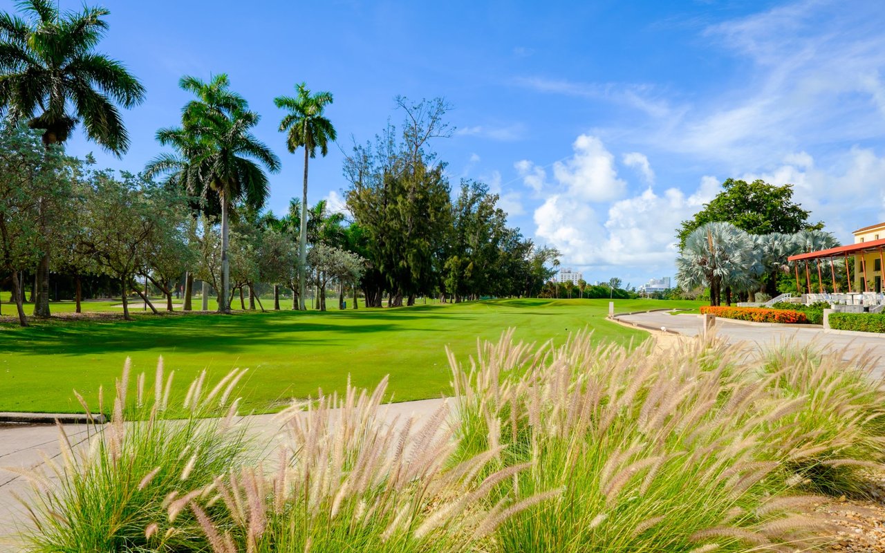 HERITAGE BAY GOLF & CC