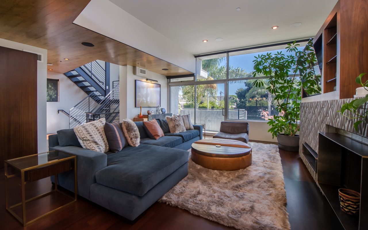 235 Ocean Park Blvd.