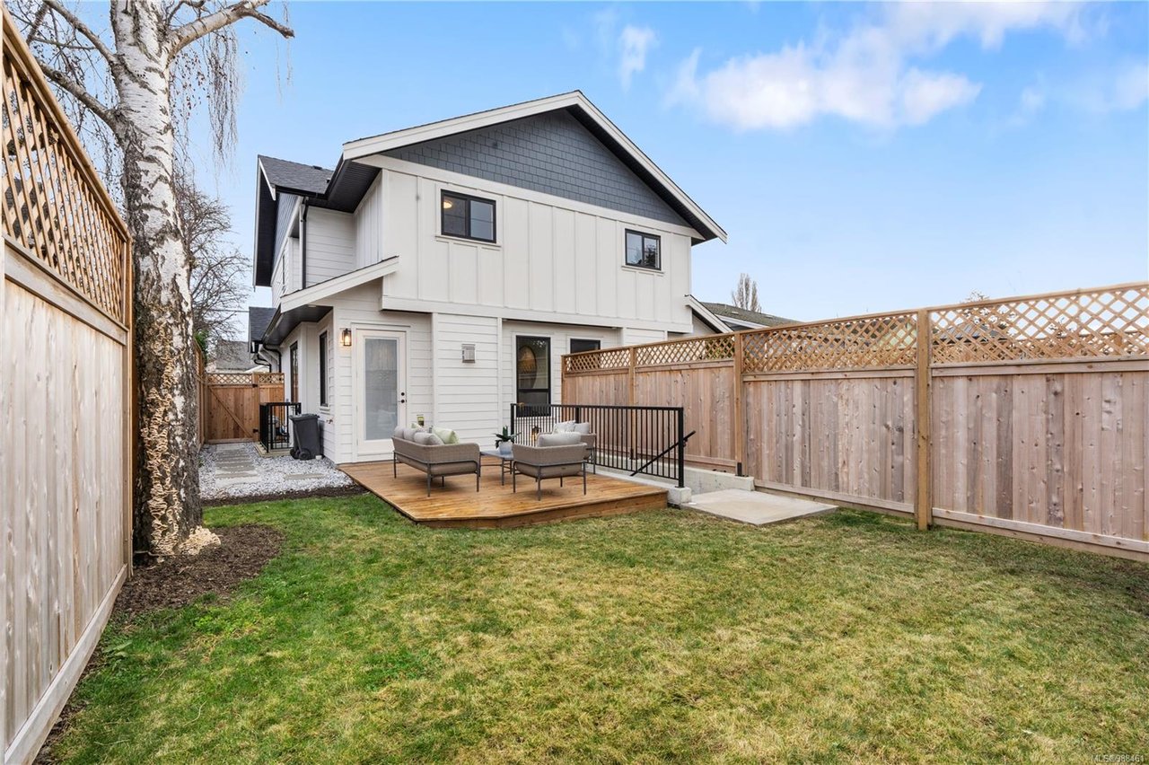 480 Grafton St, Esquimalt