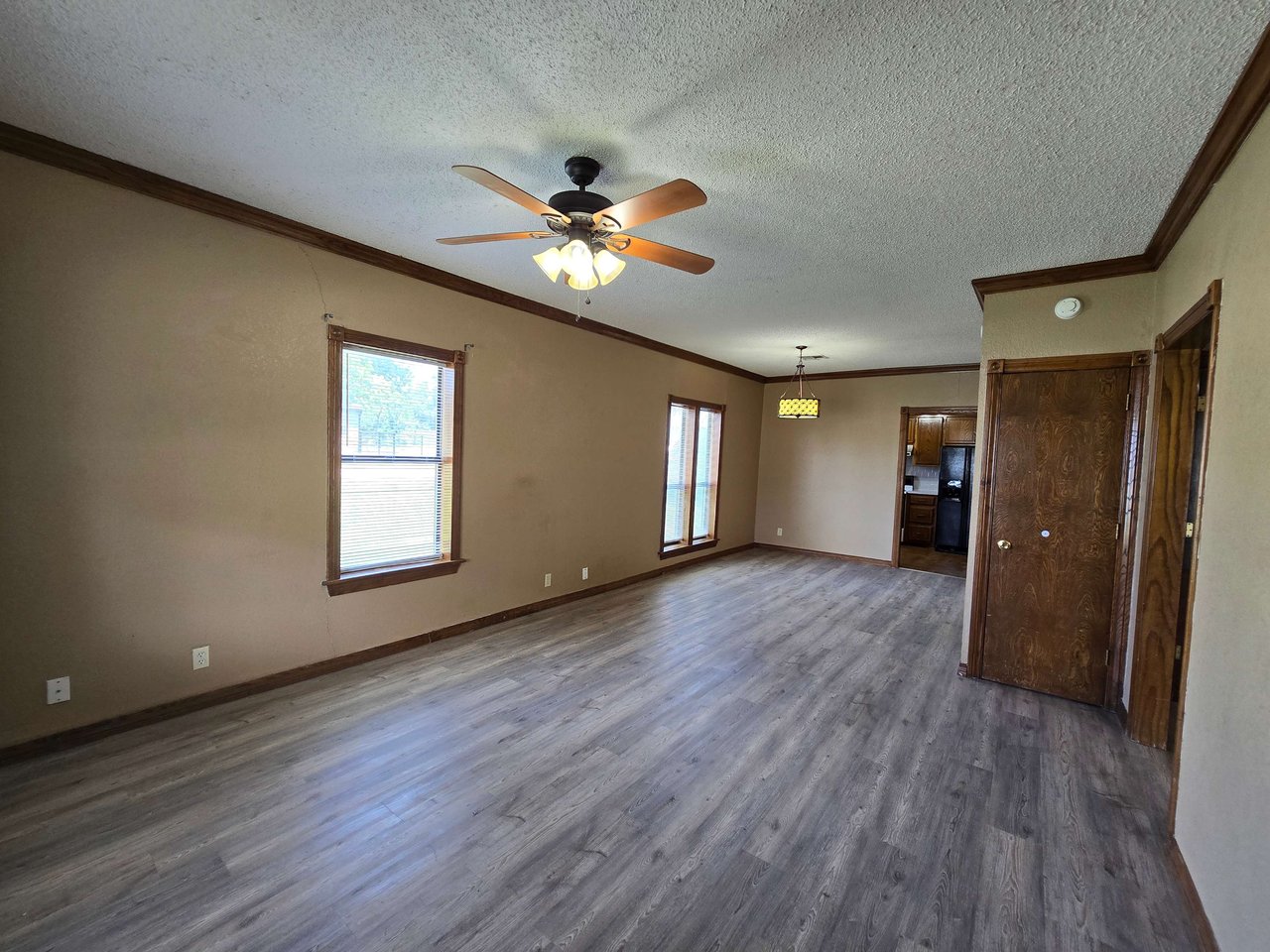 1629 N Louisa