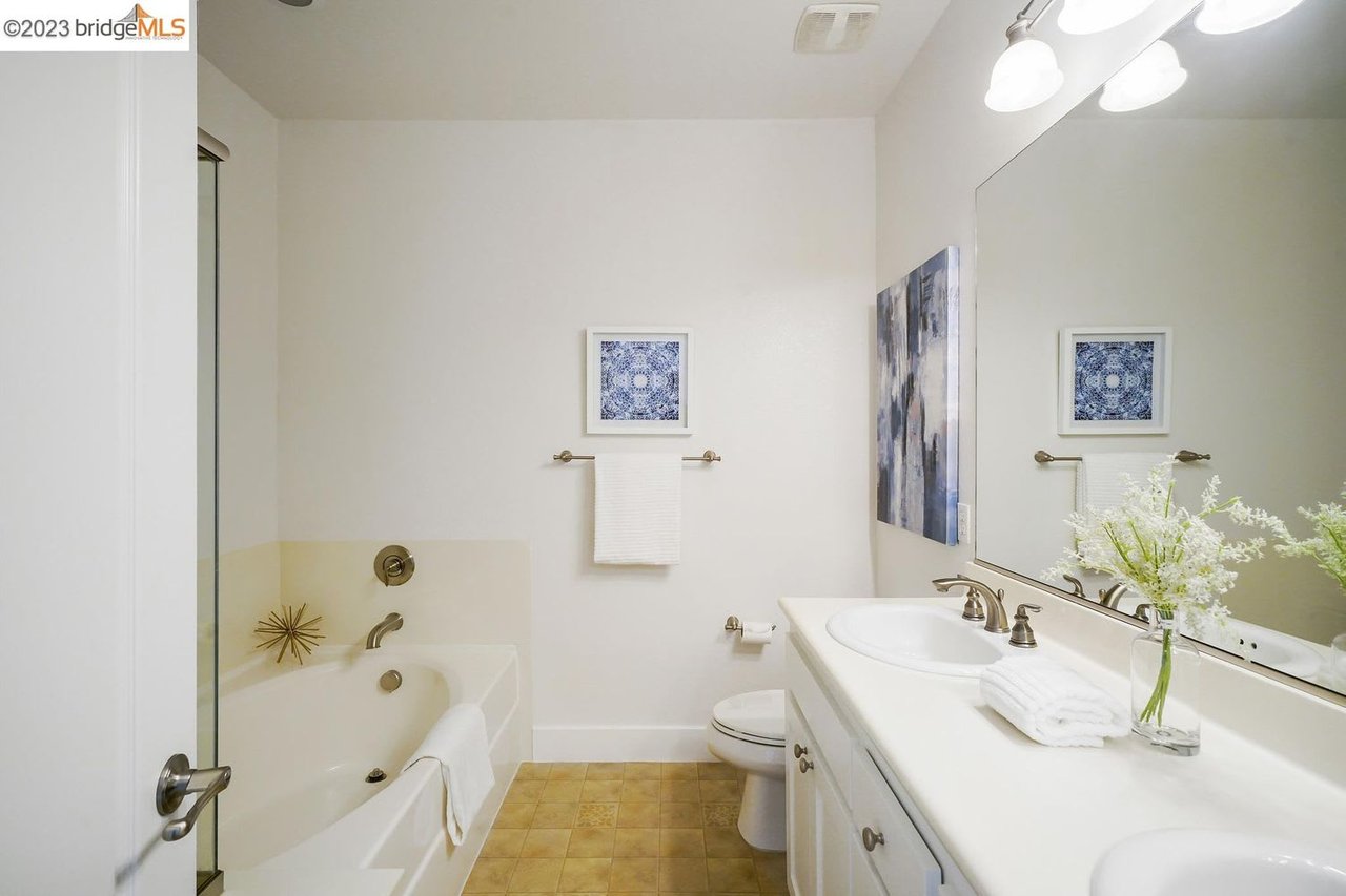 6047 Old Quarry Loop, Oakland, CA 94605