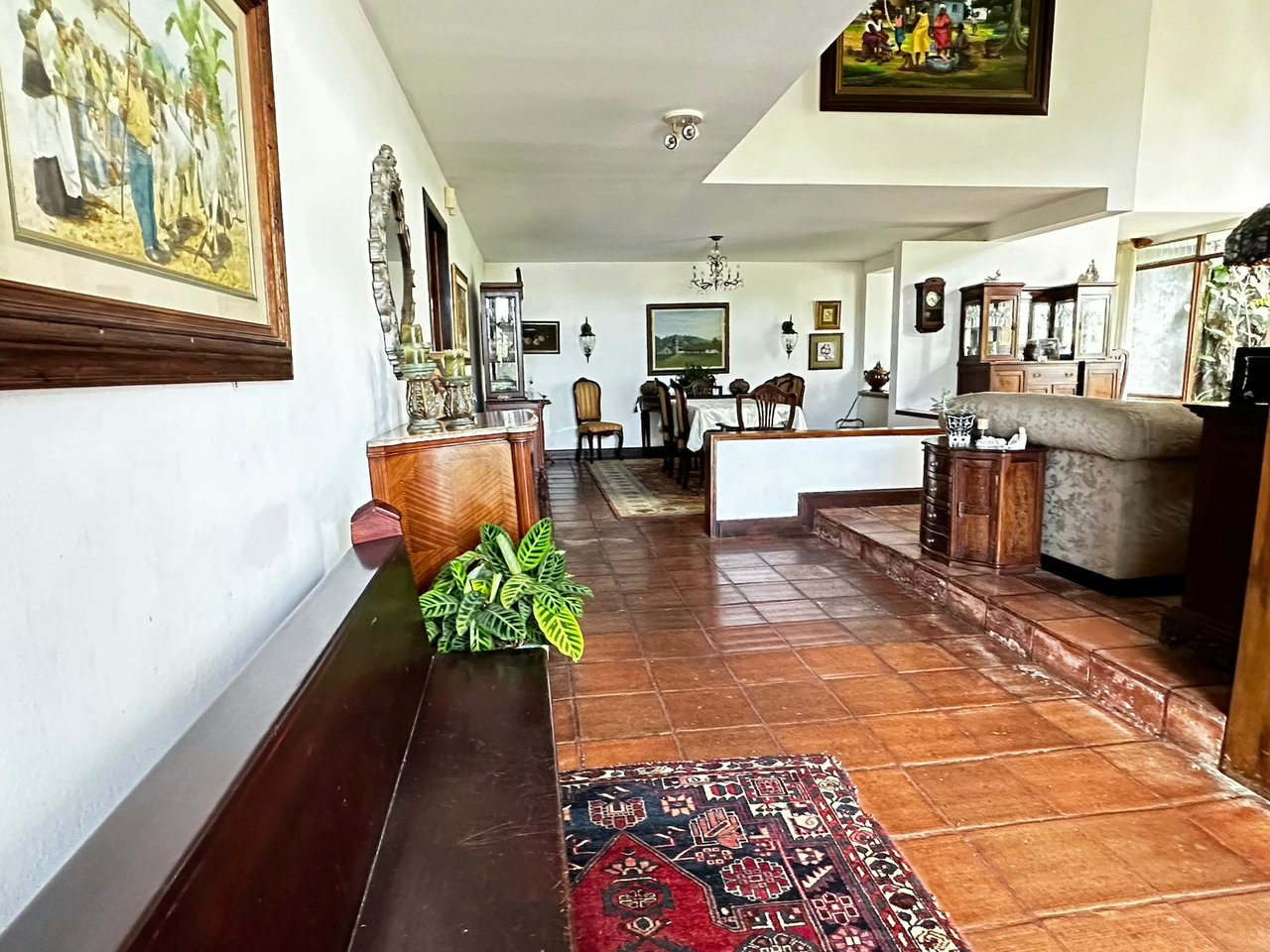 Artisan Colonial Family Home, Curridabat, San Jose