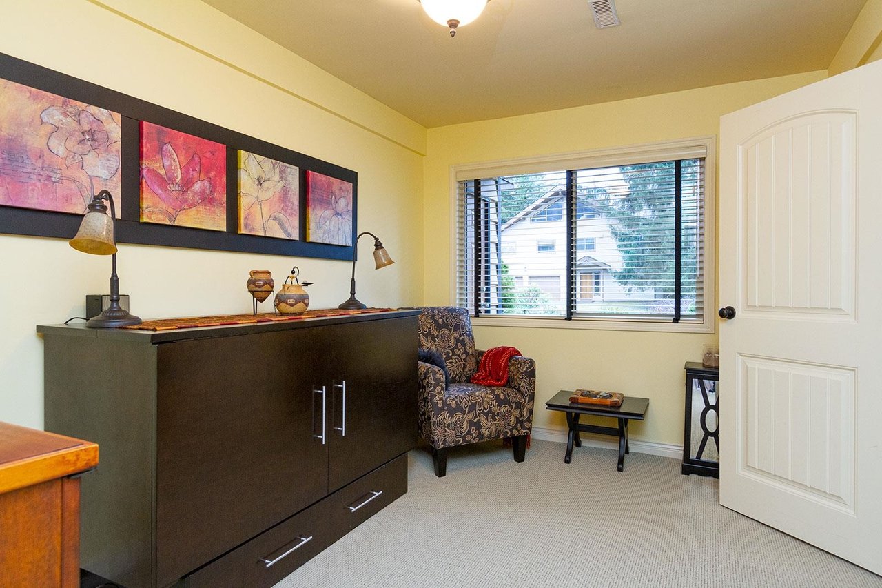 1485 Maple Cres