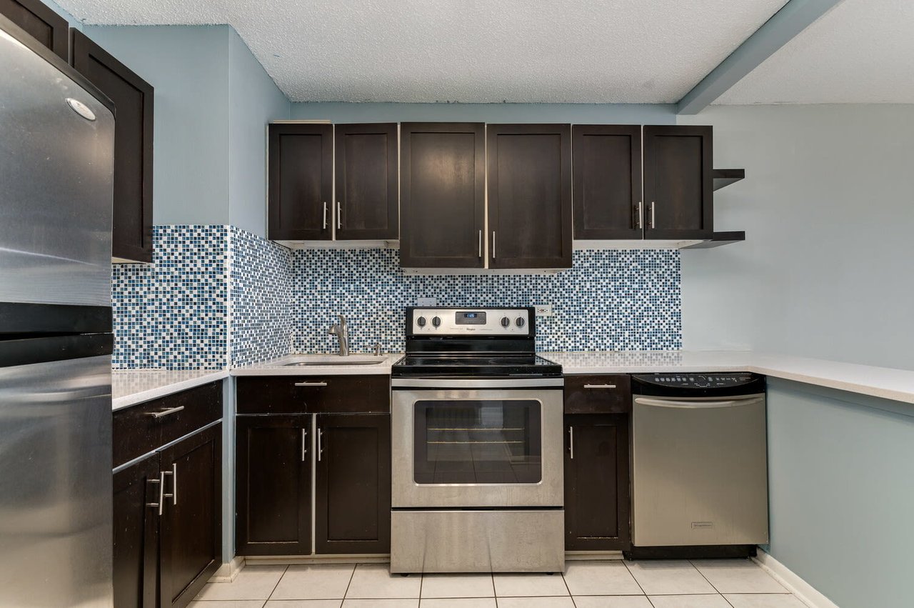 111 W Maple Street # 2403