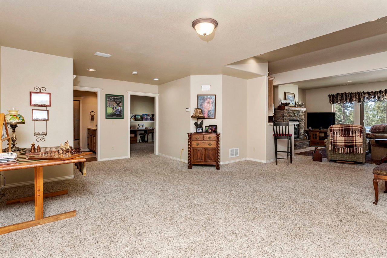 1255 Scarsbrook Court