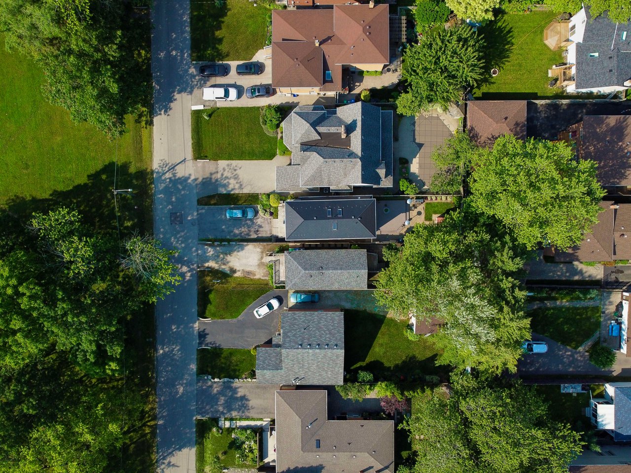 605 Lakeside Avenue