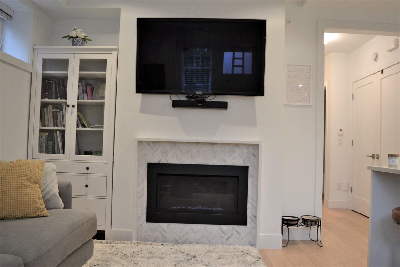 2519 W 8th Avenue, Vancouver