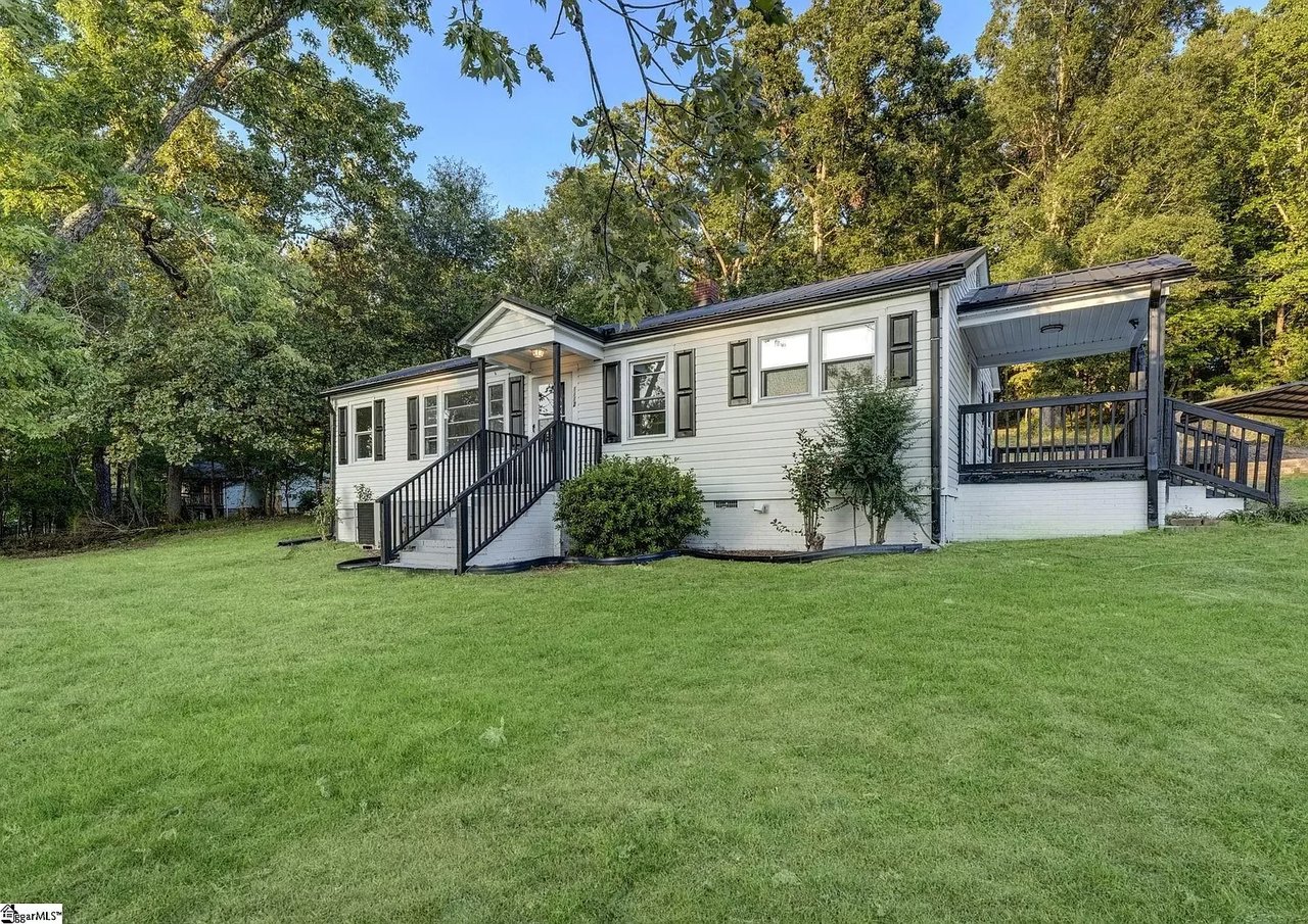 1112 Robert P Jeanes Rd